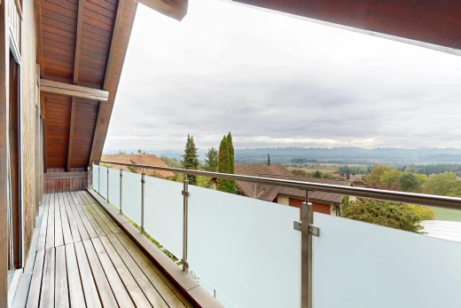 balkon mit overcast und balkon