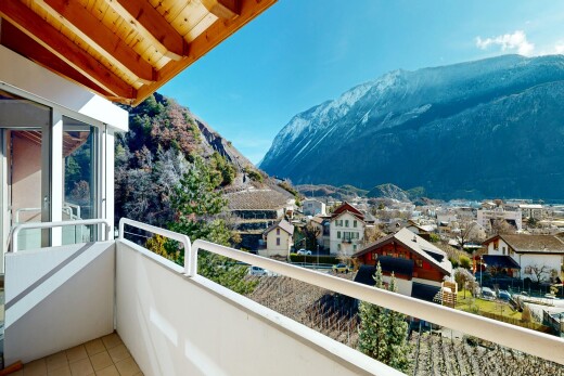 balcon avec balcon, from property, vue sur la montagne, mountain view, et day time