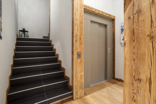 escaliers avec parquet