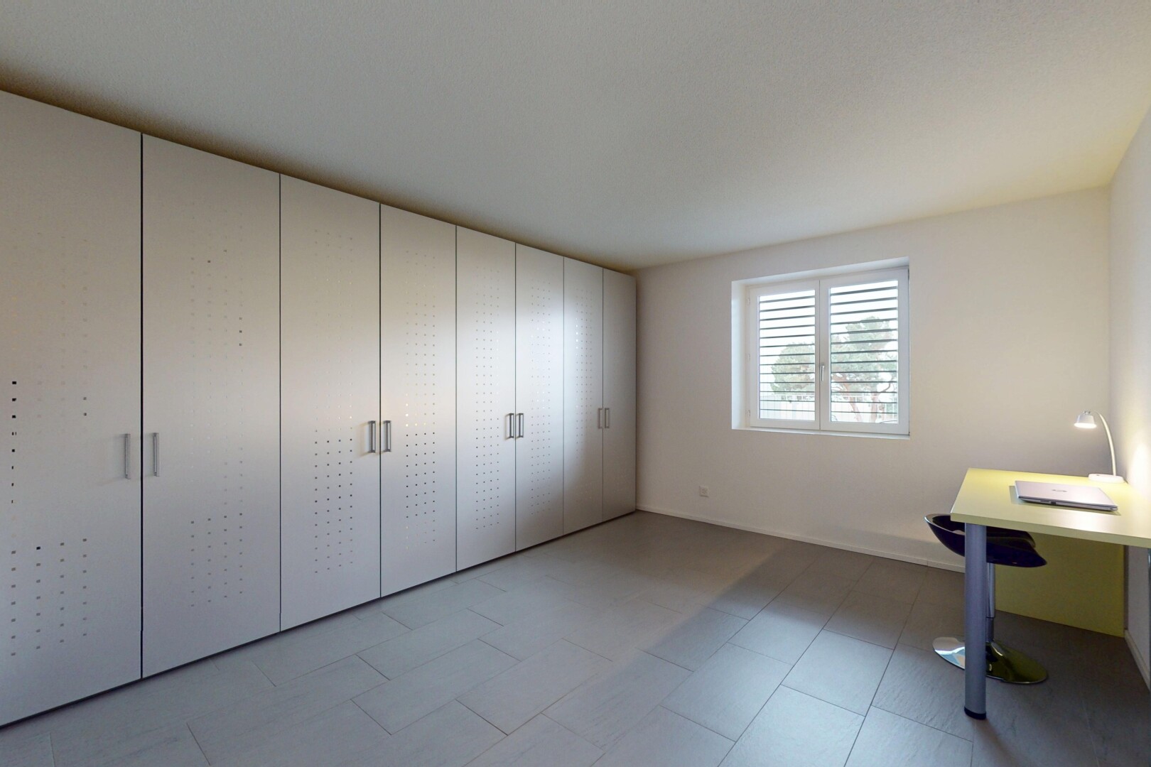 chambre avec lumière naturelle