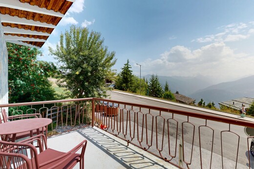 balcon avec balcon, from property, et day time