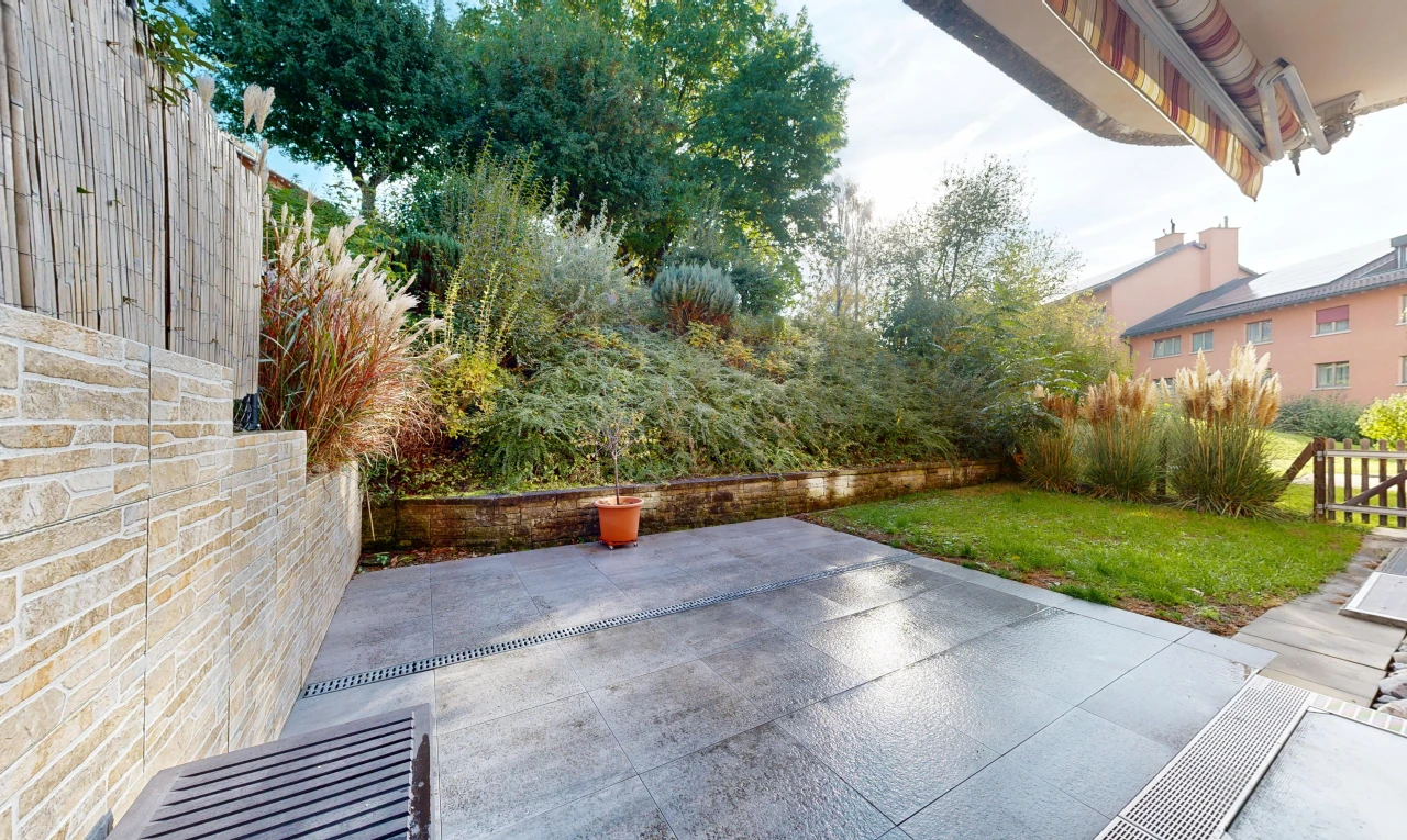 terrasse mit from property, terrasse, und rasen