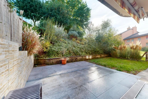 terrasse mit from property, terrasse, und rasen