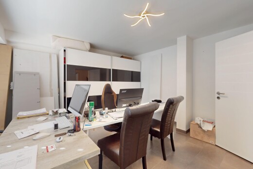 büro mit gipskartonwand und bürobereich