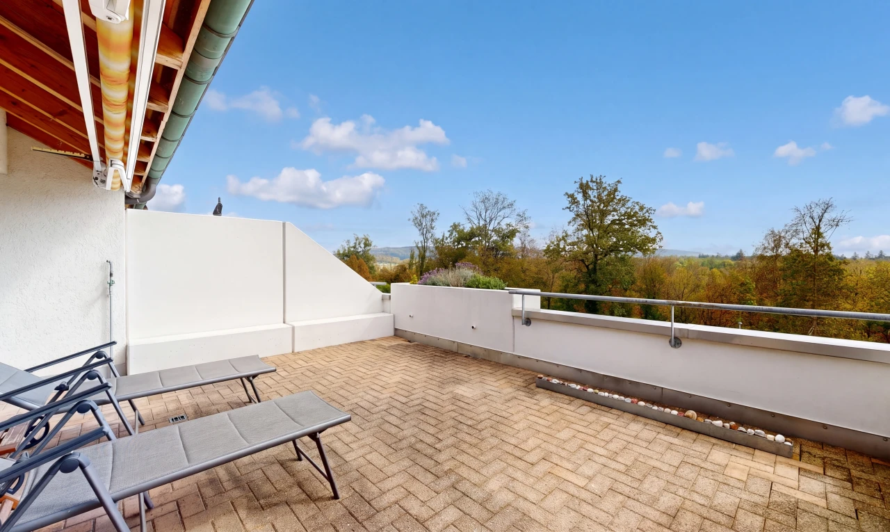terrasse avec terrasse, from property, view focus, et day time