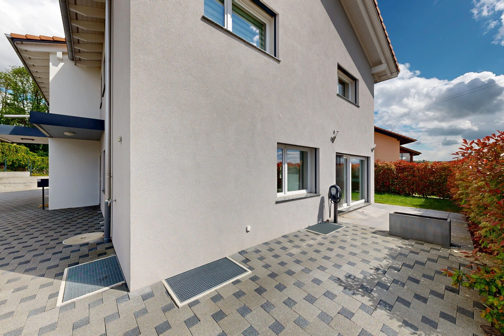 patio / terrace featuring a patio area