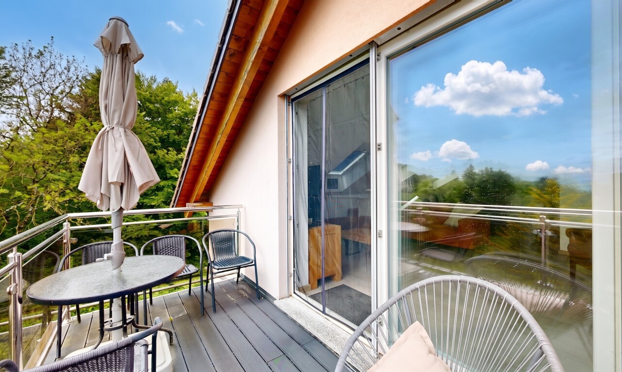 balkon mit day time und from property