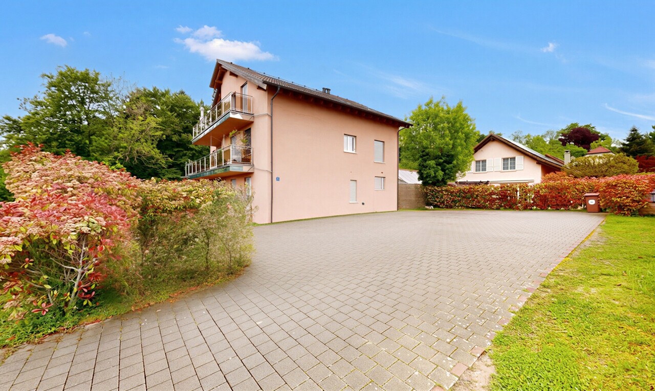 außenansicht mit day time und stuckverkleidung