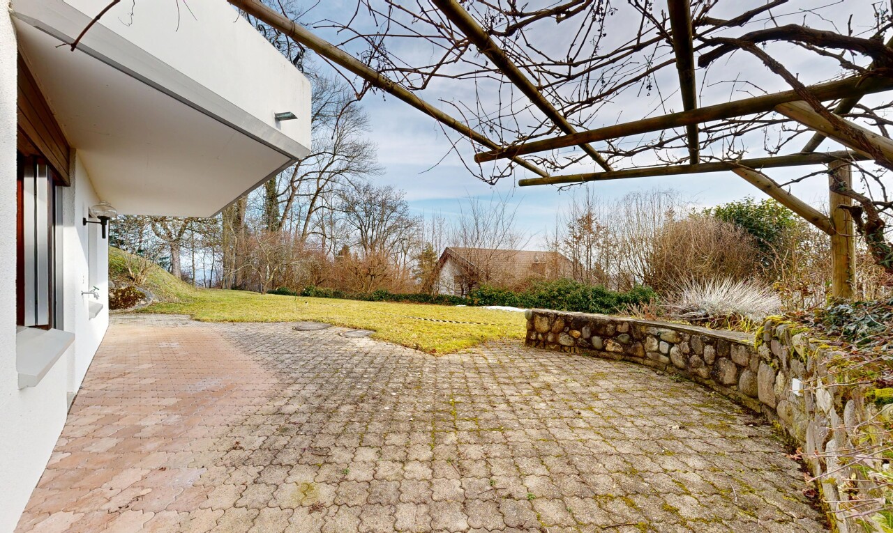 terrasse avec terrasse, day time, from property, et pelouse