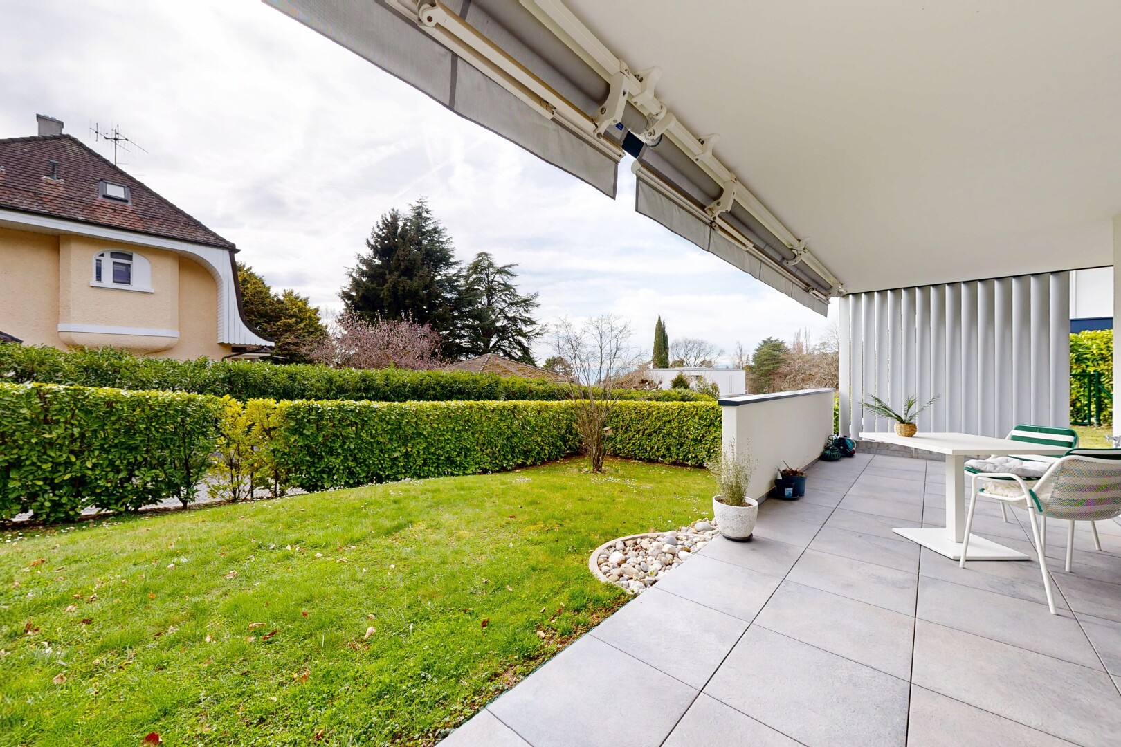 patio / terrace featuring a patio area
