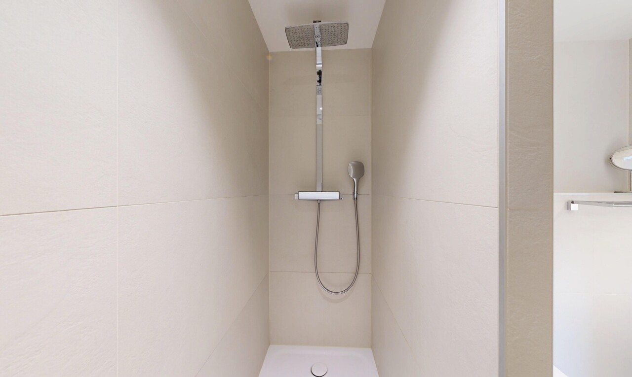 full bath with walk in shower