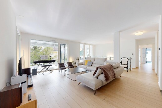 living room featuring light wood finished floors
