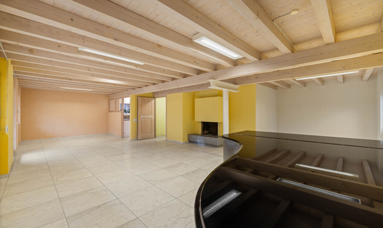 wohnzimmer mit inside property, drywall, gipskartonwand, und keller