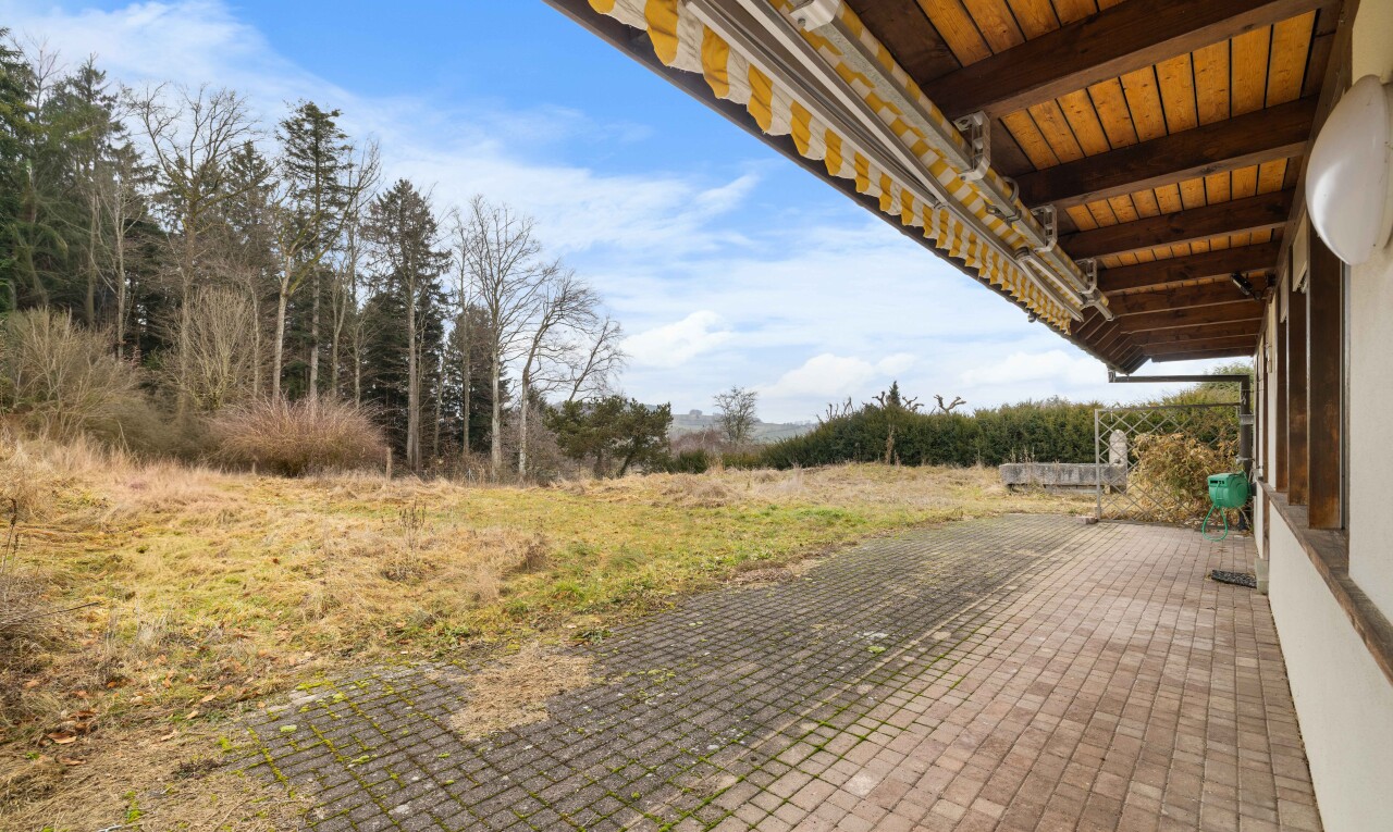 terrasse mit terrasse, day time, und from property