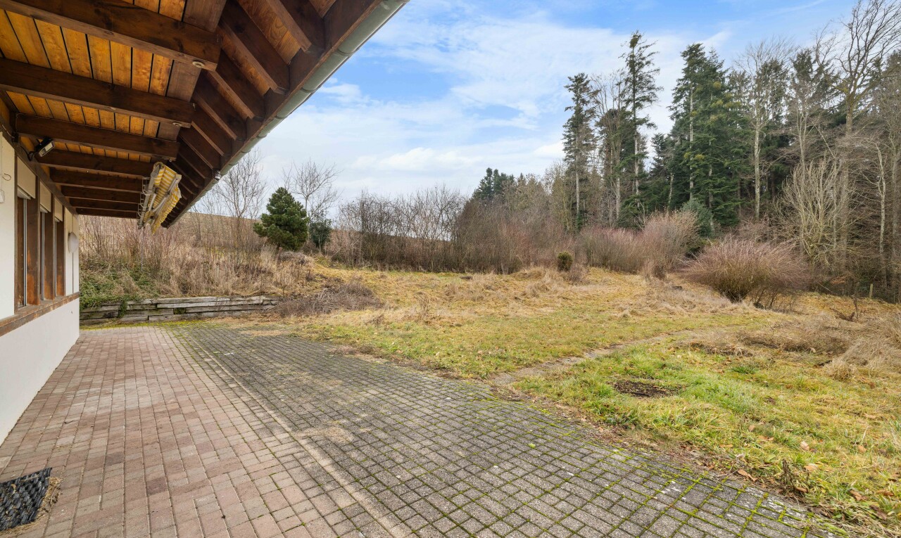 terrasse mit terrasse, day time, und from property