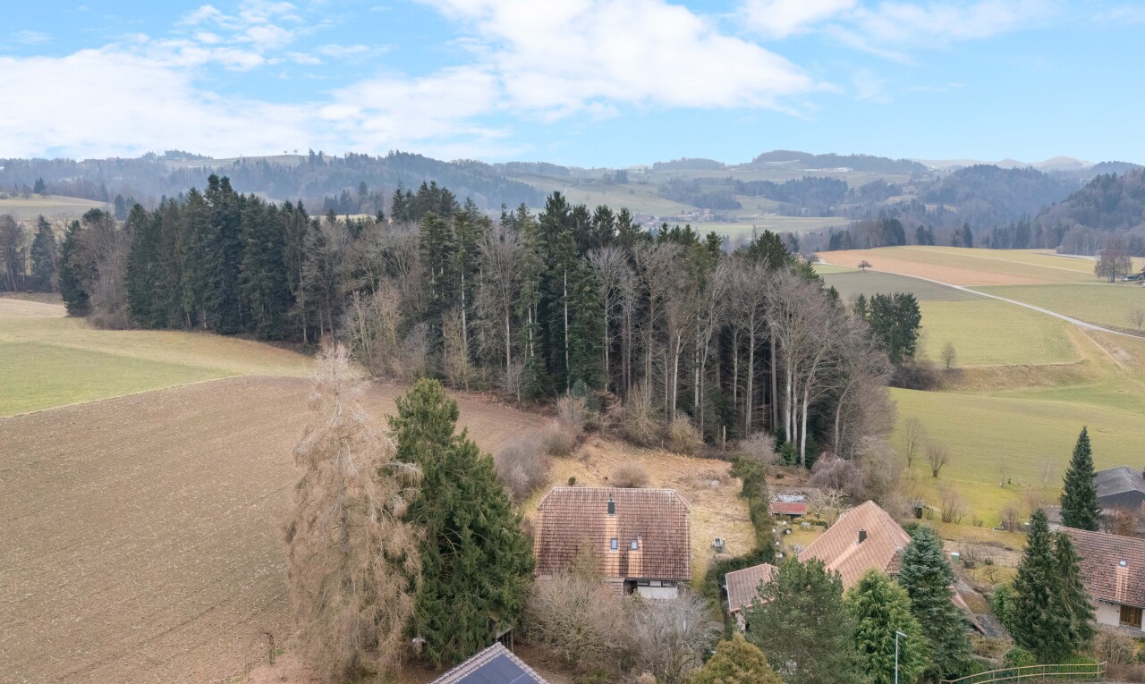 blick auf die berge mit ländliche aussicht, rural view, aerial view, und day time