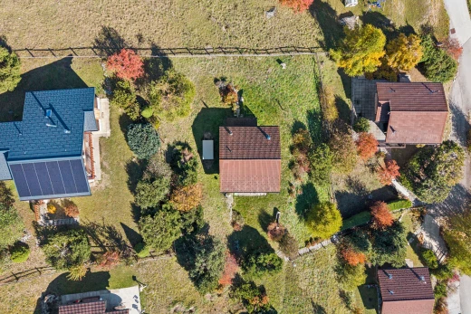 aerial view of property's location