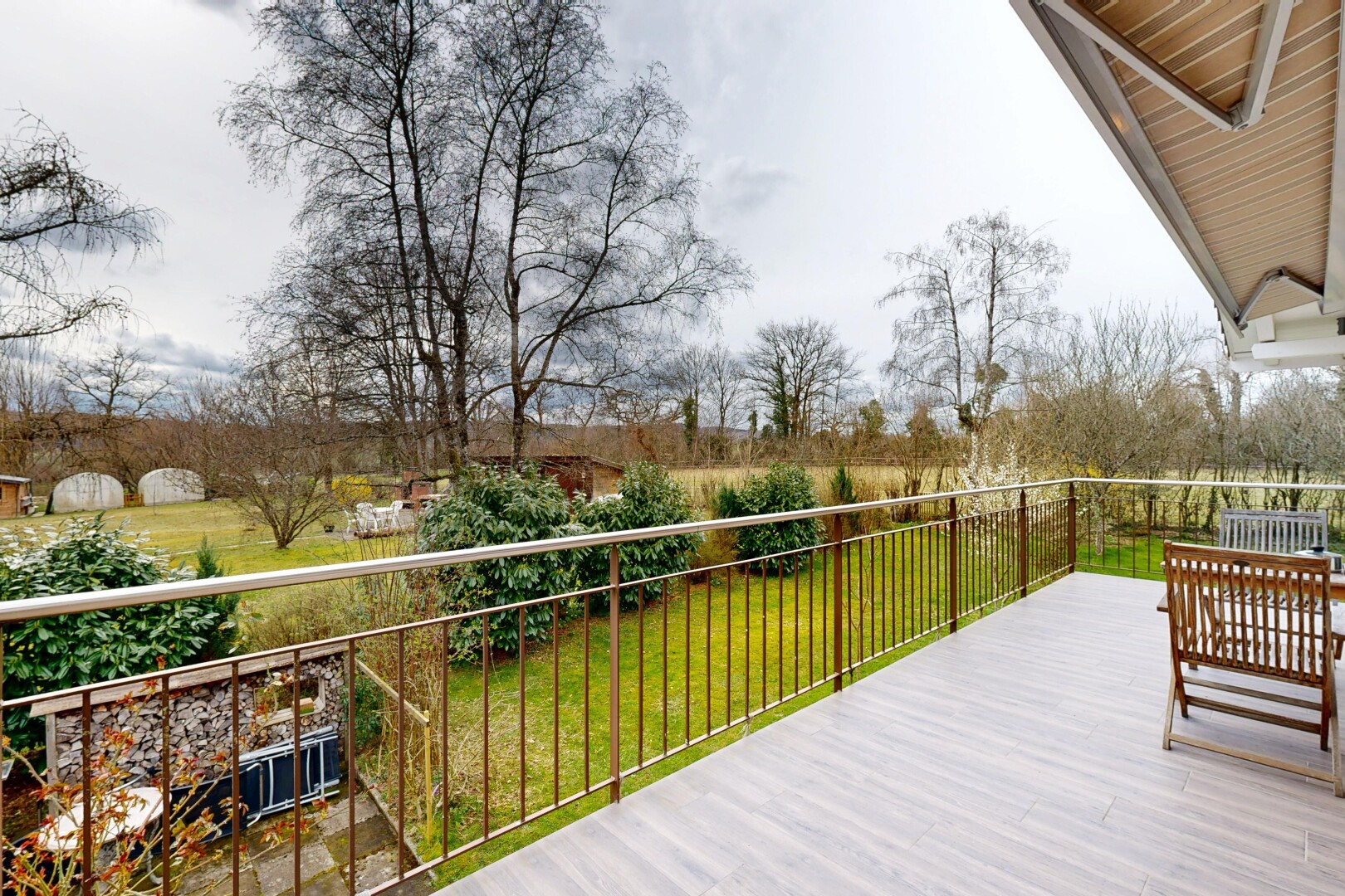 balcon avec from property et overcast