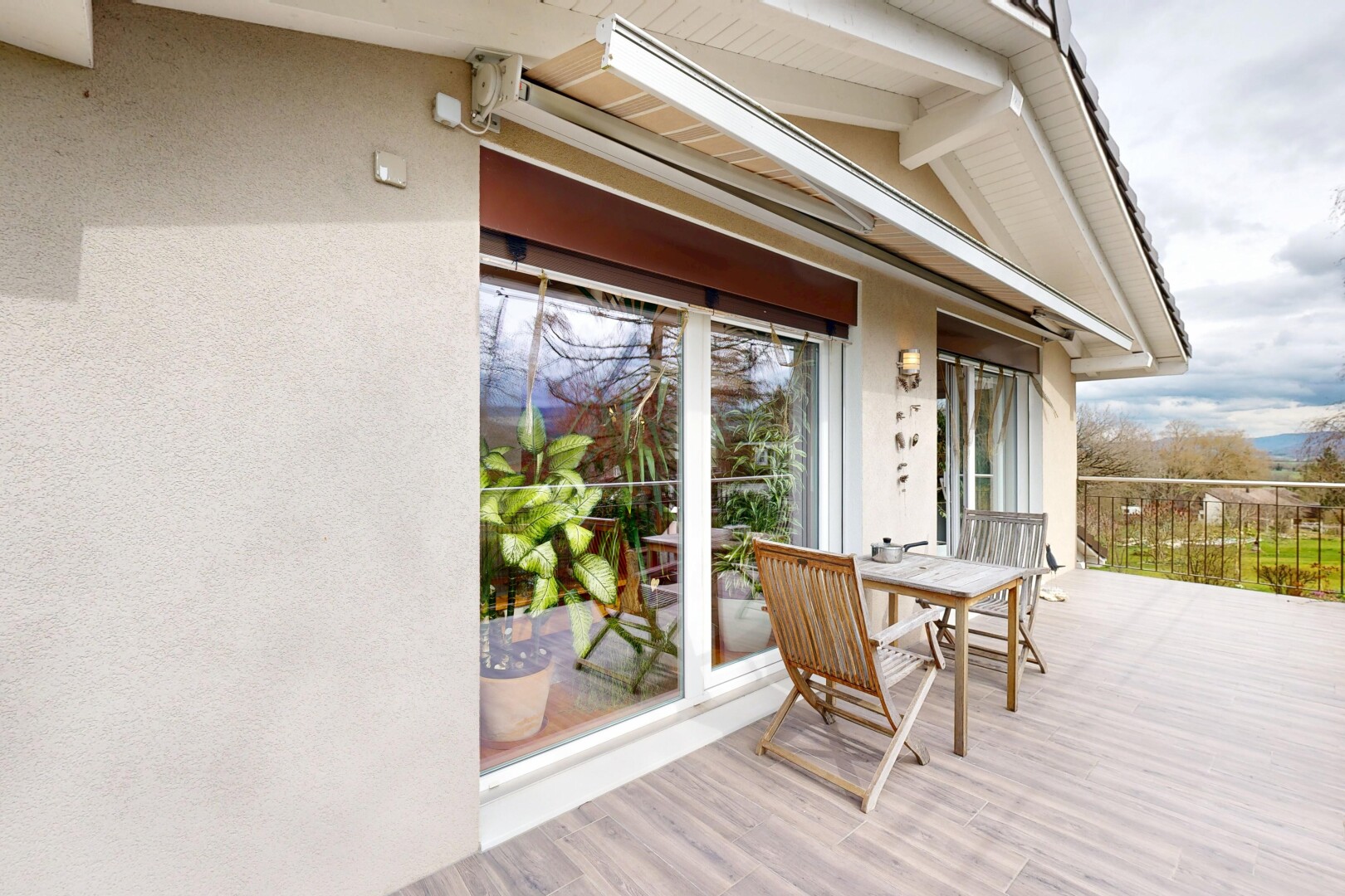terrasse avec from property, coin repas extérieur, overcast, et terrasse