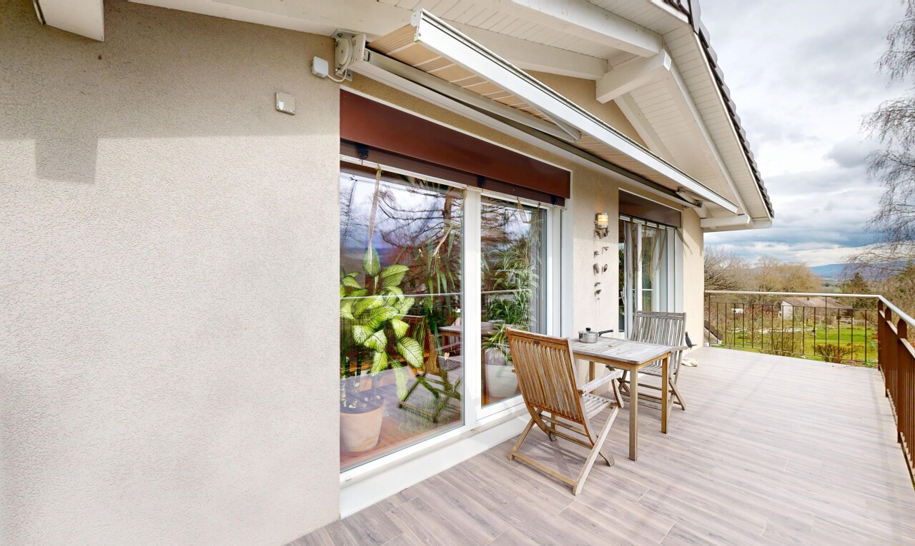 terrasse avec from property, coin repas extérieur, overcast, et terrasse