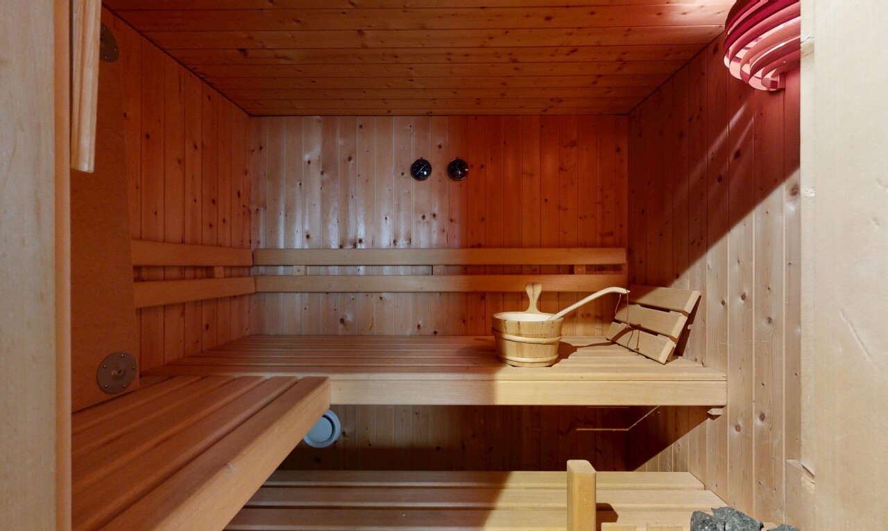einzelheiten mit holzwand, wood wall, holzdecke, wood ceiling, und high end ceiling