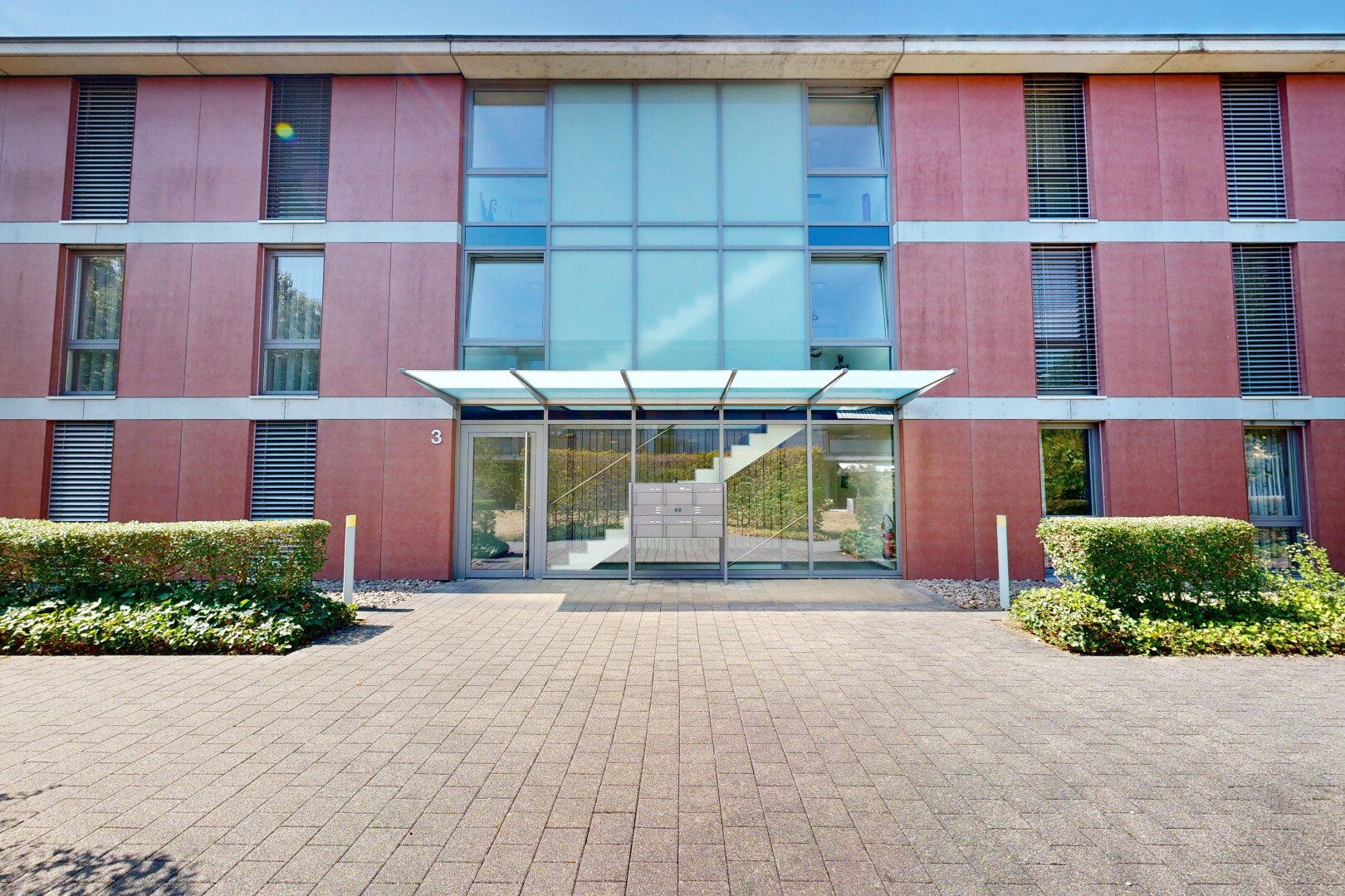 außenansicht mit day time