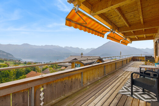 terrasse avec auvent, terrasse, vue sur la montagne, mountain view, et view focus