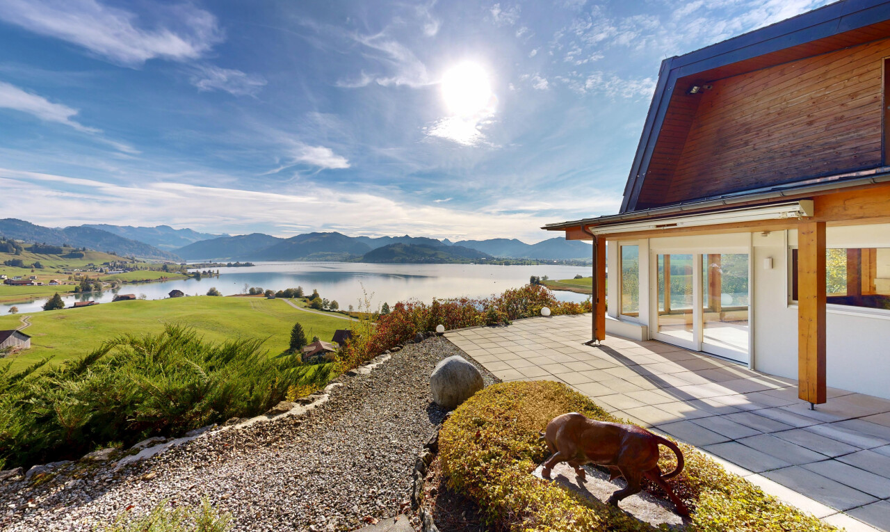 seesicht mit seesicht, water view, blick auf die berge, mountain view, und day time