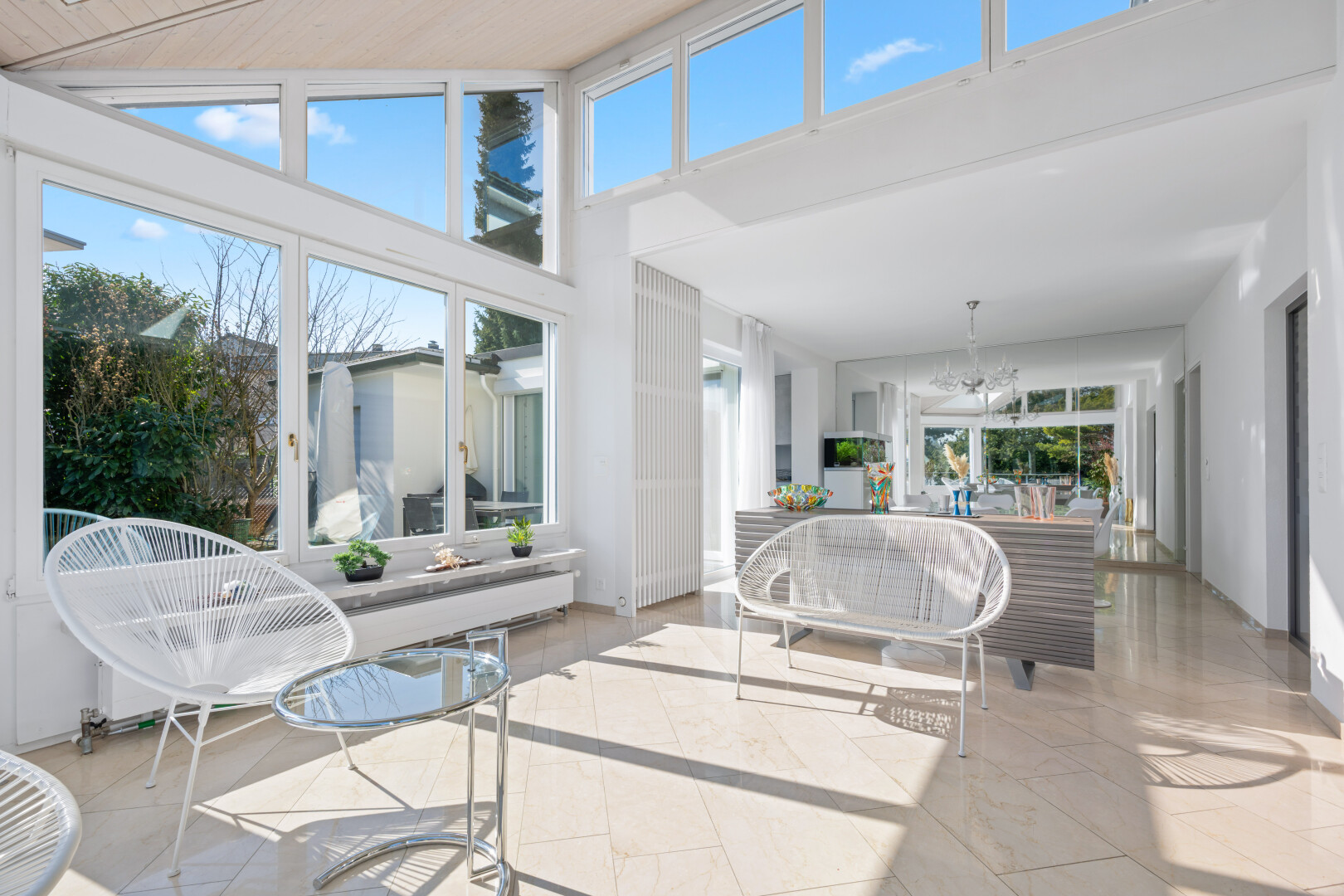 terrasse mit wintergarten, property visible, und terrasse