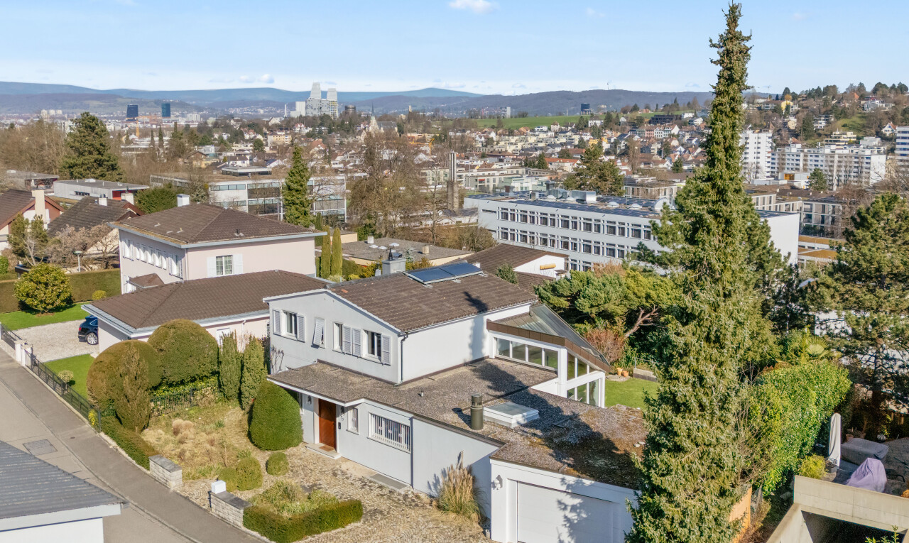 außenansicht mit day time, blick auf die berge, und mountain view