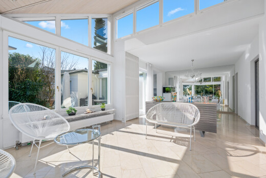 terrasse mit wintergarten, property visible, und terrasse