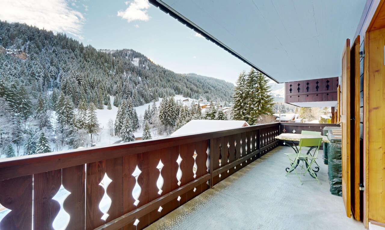 balkon mit mountain view, blick auf die berge, day time, from property, und snow