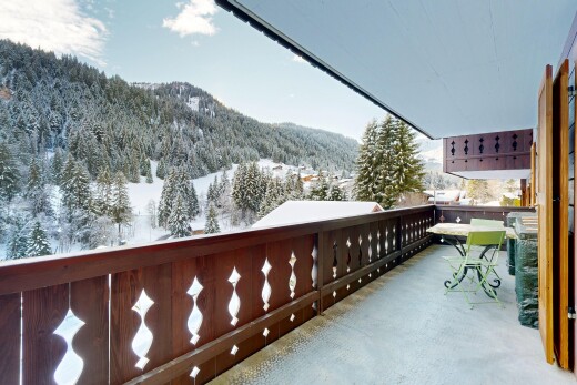 balcon avec mountain view, vue sur la montagne, day time, from property, et snow
