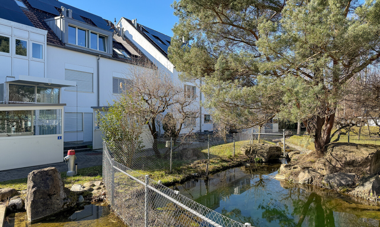 seesicht mit zaun, day time, seesicht, und water view