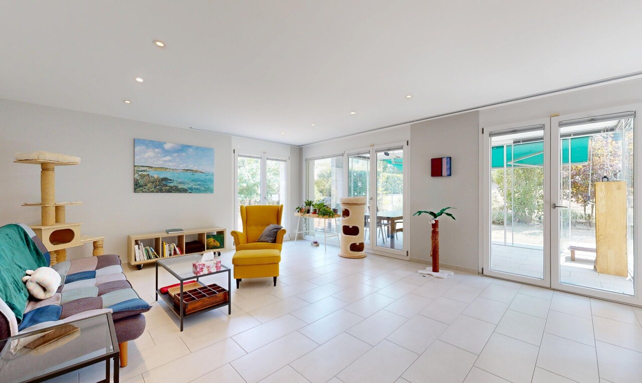wohnzimmer mit gipskartonwand, drywall, einbauleuchten, inside community, und light floor