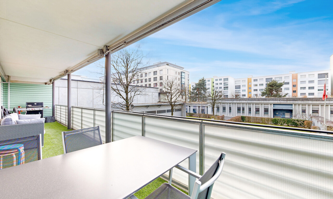 balcon avec day time, apartment complex view, coin repas extérieur, from property, et terrasse