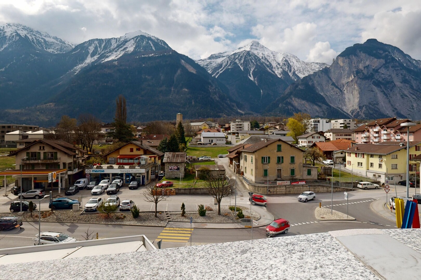 vue sur la montagne avec vue sur la montagne et vue résidentielle