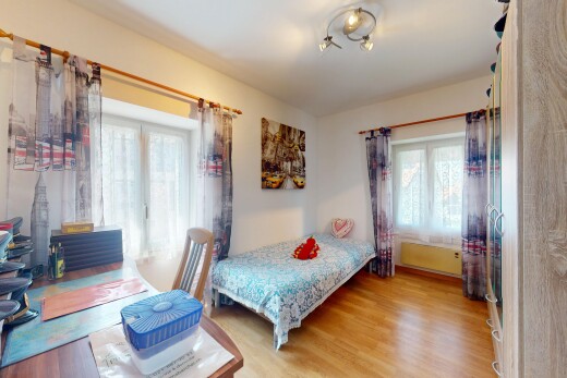 zimmer / schlafzimmer mit natürliches licht, natural light, inside property, gipskartonwand, und drywall