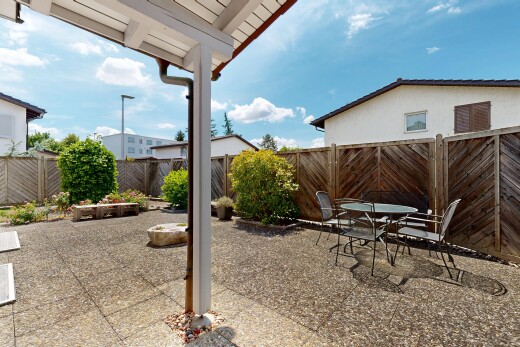 terrasse avec from property, day time, clôture, coin repas extérieur, et terrasse