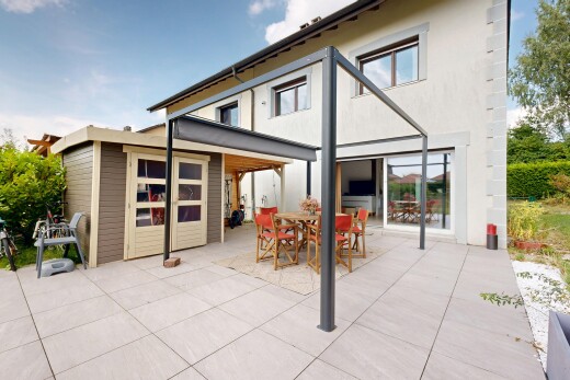 terrasse avec day time, property visible, coin repas extérieur, et terrasse