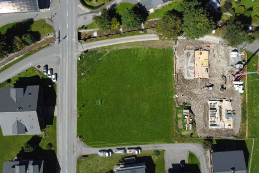 lage auf der karte mit aerial map