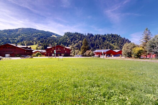 vue sur la montagne avec day time, mountain view, vue sur la montagne, forest view, et vue sur la forêt