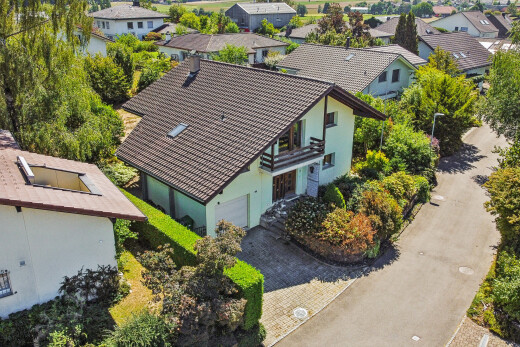 außenansicht mit property visible, ziegeldach, drone view, neighborhood view, und wohngebietblick