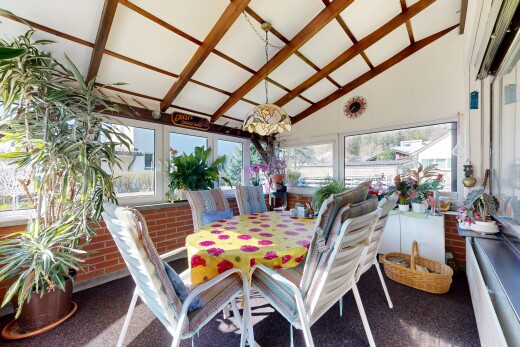 salle à manger avec lumière naturelle, natural light, et véranda