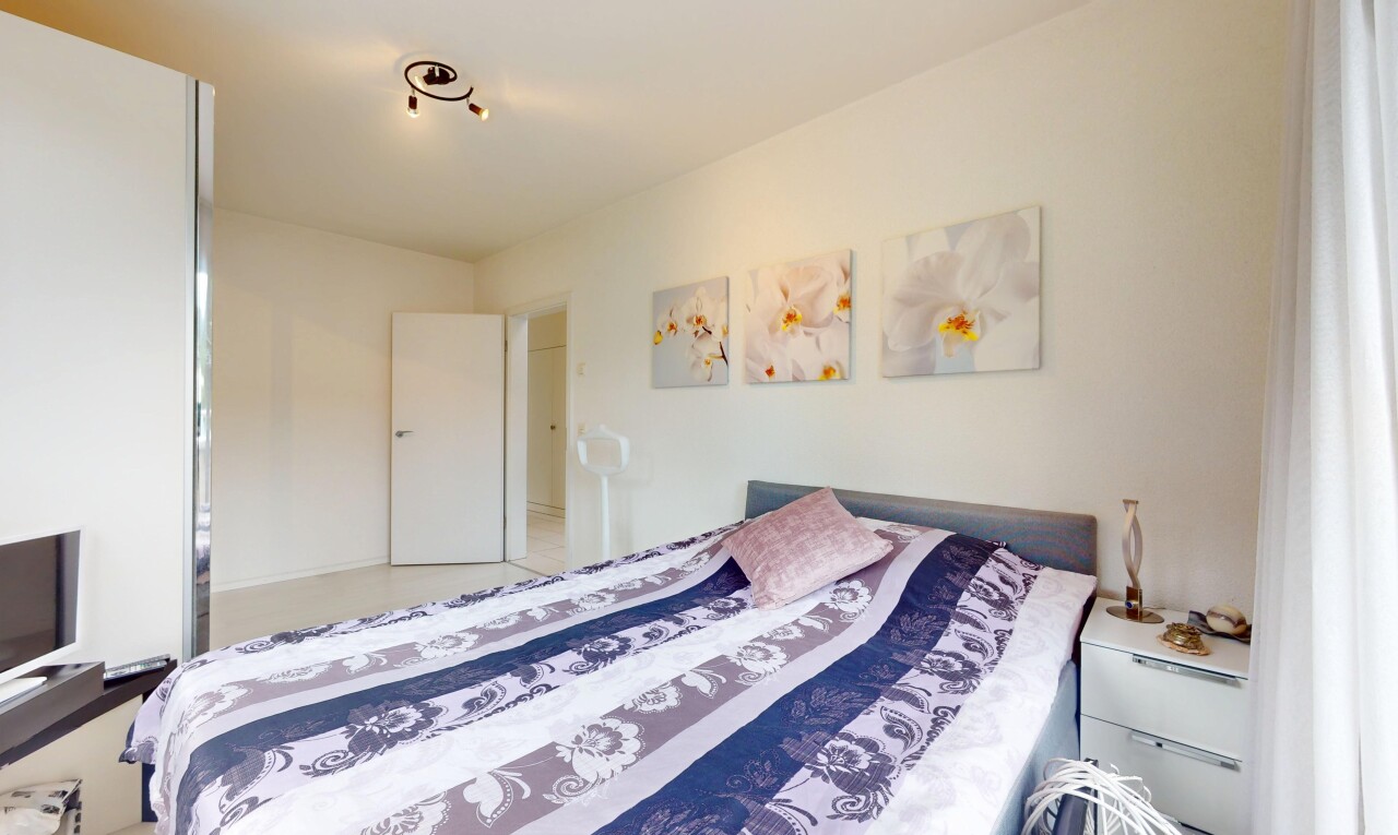 chambre avec inside property, drywall, et cloison sèche