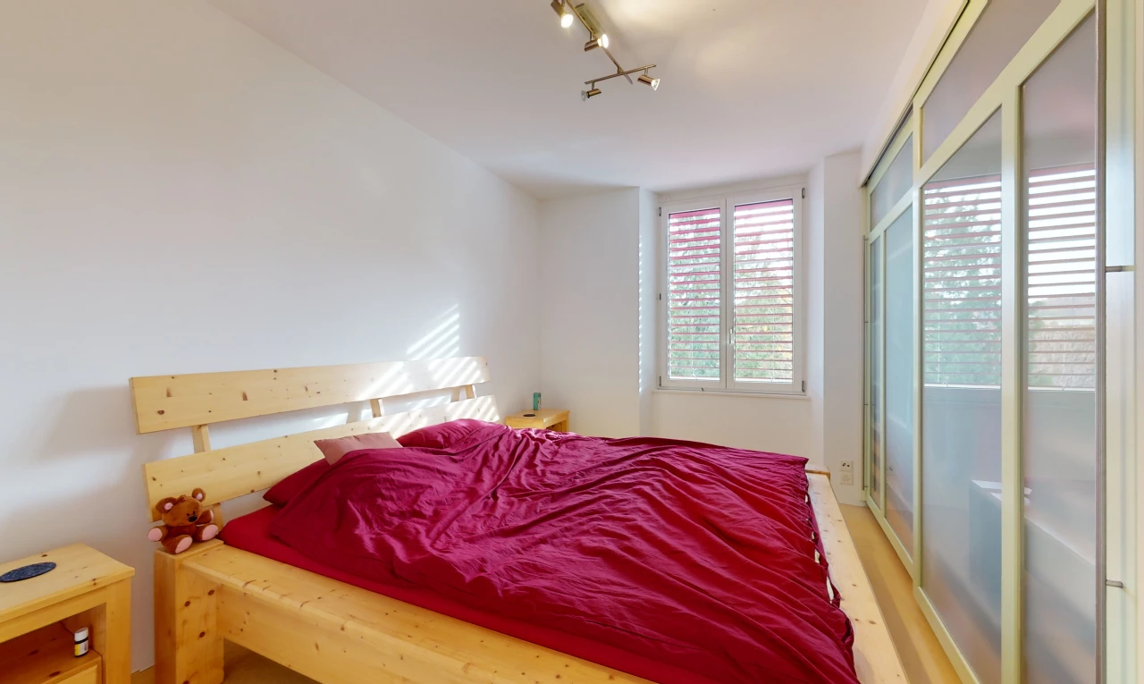 chambre à coucher avec lumière naturelle