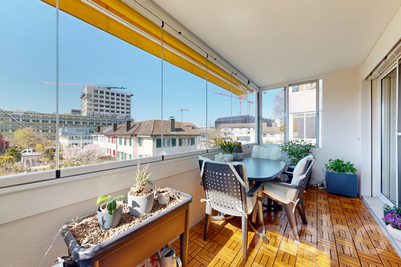 terrasse avec véranda, day time, from property, et balcon