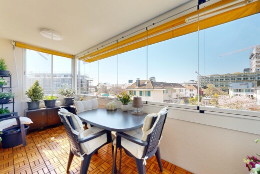 terrasse mit wintergarten, day time, und essbereich im freien