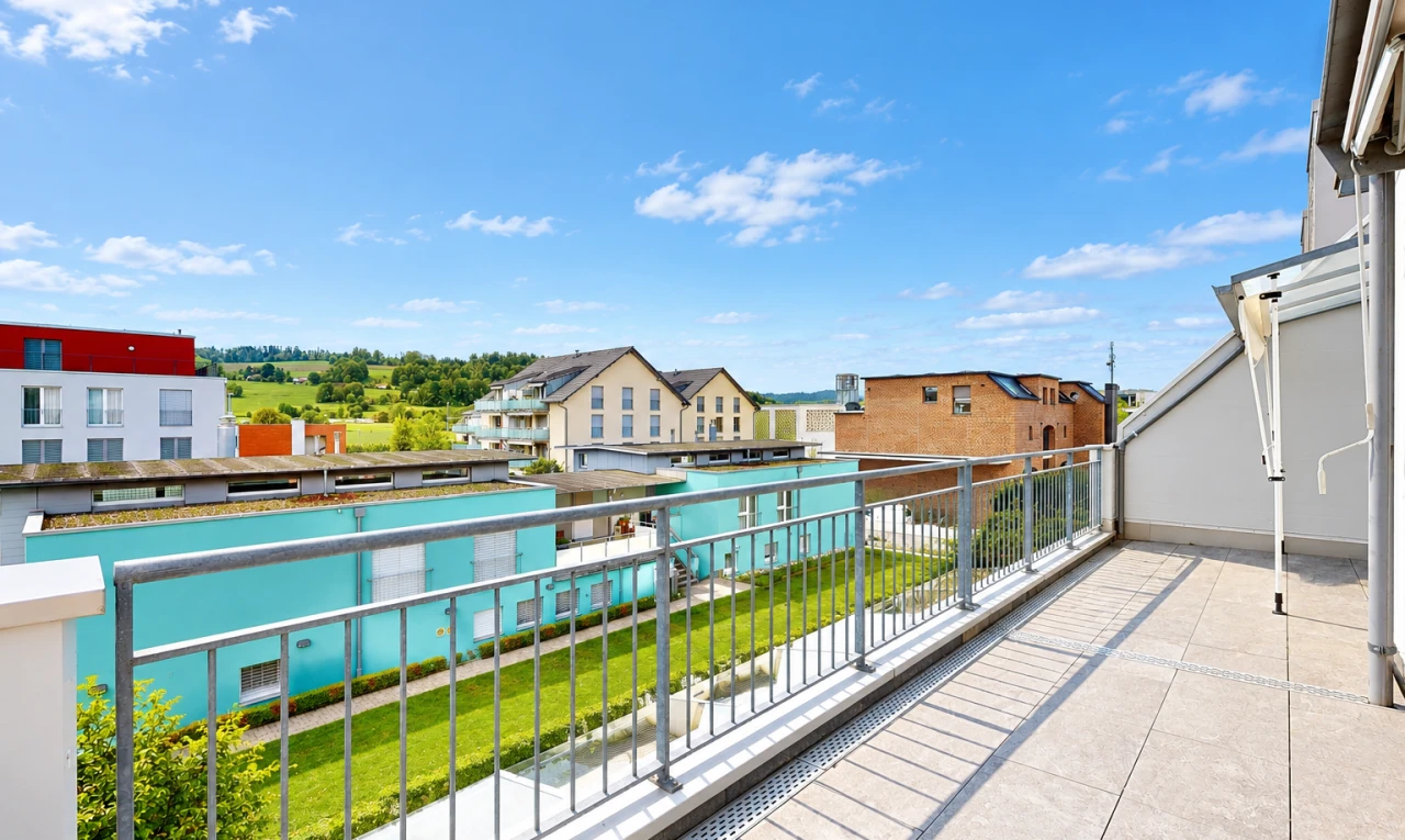 terrasse mit view focus, from property, und day time