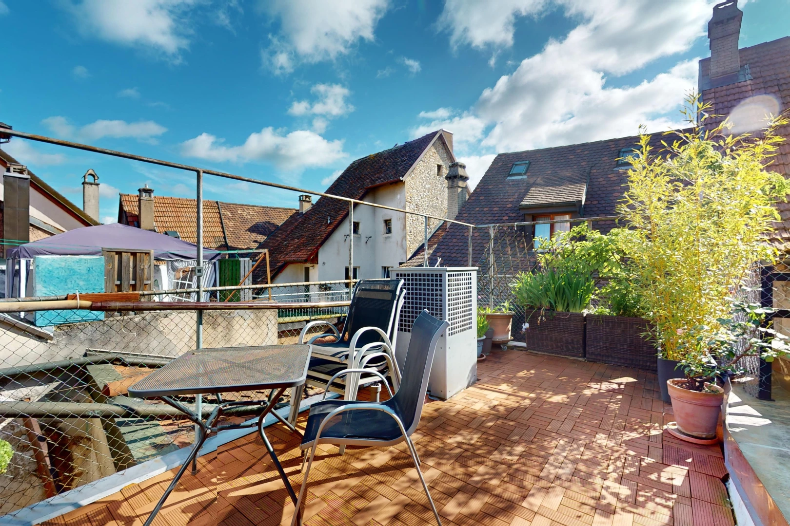 terrasse avec clôture